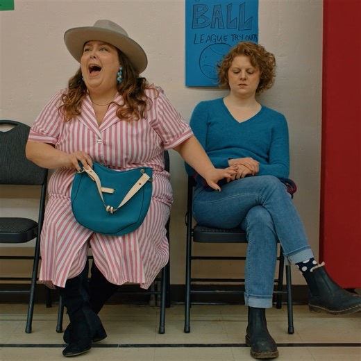 Pretty Blind on Instagram: "Let's shine some light on our Pretty Blind co-stars. Starting us off is Veronica, Jennie's "best friend", played by the hilarious and uber-talented Jessica Barry. Everyone needs a Veronica in their life. She's fiercely loyal, loving and always ready with a semi-relevant Anne Hathaway quote. From Jessica - "Getting to bring the eccentric, particular and supportive (in her own way) Veronica to life in Pretty Blind was the dreamiest experience. It’s a total “pinch me” pr