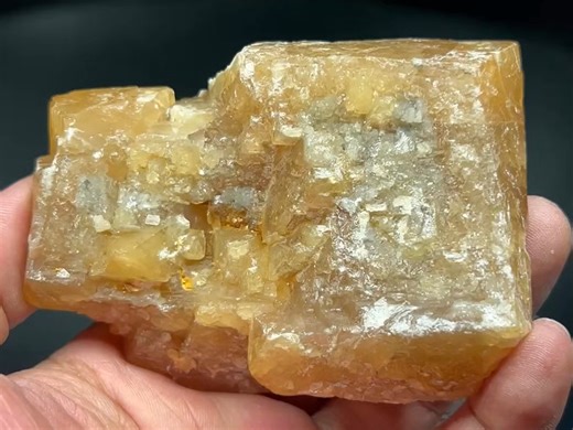 大晶体白钨矿Scheelite 8.8cm 四川雪宝顶