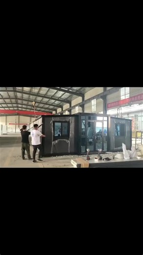 One into three expandable container houses.#house #Mobilehouse #Assembledcontainer #Quickspellcontainer #Foldablecontainer #Expandablecontainerhouse #Removable #prefabricatedhousing #Modularbuilding #foryou #container #Containerfactory #Assembledtrailer #fpyシ