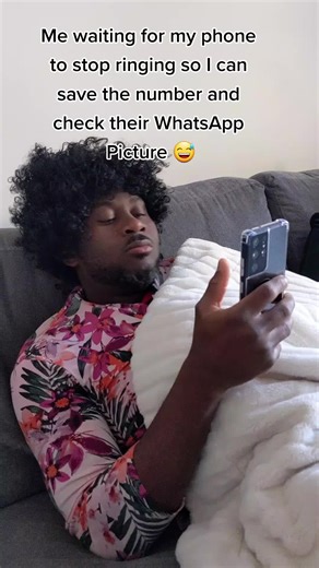 Funny Memes About Phone Calls and Checking Pictures