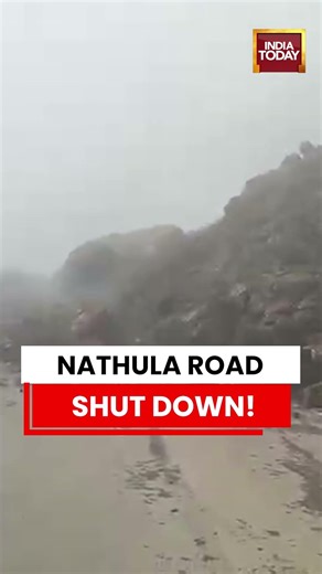 VIRAL VIDEO | Nathula Road Shut Down After Massive Landslide in East Sikkim’s Yakla Region