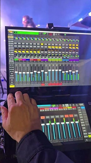 behringer wing rack really works amazing when you pair it with a touchscreen.
