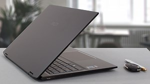 微星Summit E16 Flip Evo (A12M)评论