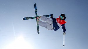 David Wise puts down wild Run 1 in halfpipe final for 90.75