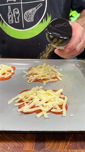 Puff Pastry Upside Down Pizza 🍕🔥 Recipe in description