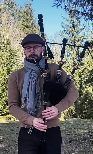 The Clumsy Lover on Bagpipe #clumsylover #hornpipe #bagpipe #cornemuseecossaise #musiqueceltique #musiquetrad #traditionaltune #pipeband #ecosse