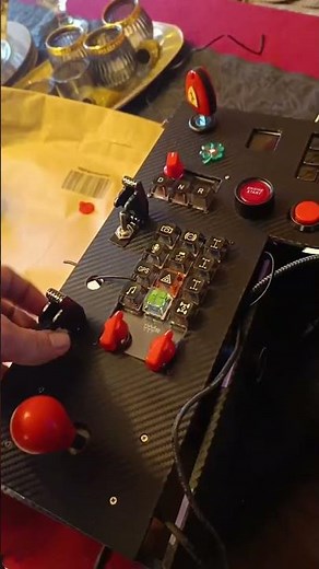 button box project sim racing Ferrari keyboard dashboard elgato switch playseat racing gaming #diy