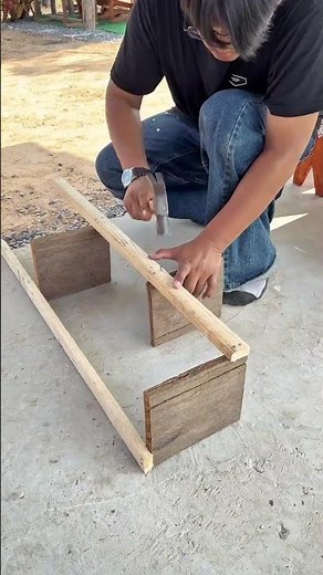 DIY Tiered Wooden Plant Stand 🪴 #diy #woodworking #plantstand