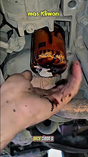 A Practical Guide to Changing Your Car's Oil Filter#shorts #automotive #mechanic #satisfying #diy