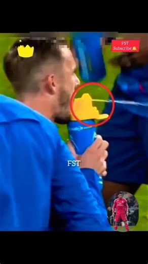 Players vs bottle, funny, comedy moments in football 🔥⚽ #ronaldo #messi #futebl #football #shorts