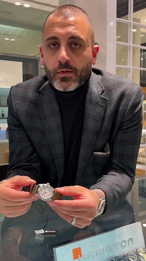 How to Use a Compass Bezel on Your Watch