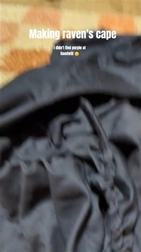 making raven's cape (teen titans) #teentitansgo #teentitans #sewing #diy #capediy