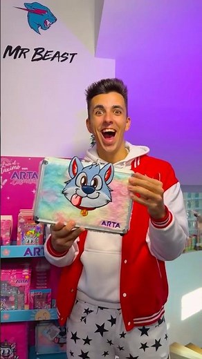 Have you already ordered the Max Suitcase for Christmas?🐾