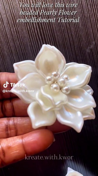 Pearly Flower Embellishment Tutorial for Elegant Accessories