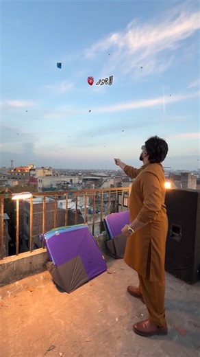 Hamza Hameed Butt on Instagram: "Saray paisey view k hain ❤️🪁🥹 . . . . #basant #basantpanchami #india #basantpanchmi #vasantpanchami festival indianfestival saraswatipuja happybasantpanchami saraswati goddess love puja panchami karachi foodfestival dffs beachluxury dhabastreetfood dhabafoodfestival tarkalagake basantkerung eventcrafters ecevents goddesssaraswati bhfyp knowledge flowers art photography"