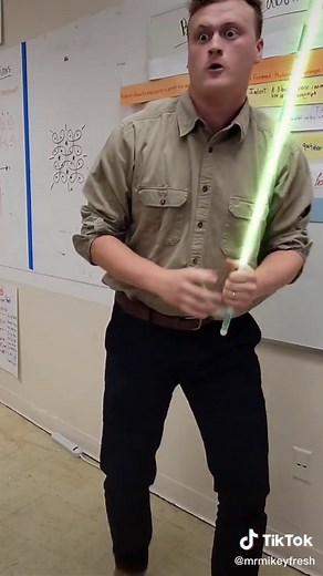 Kids Making Lightsabers with Crayola Markers