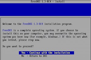 FreeDOS, el clon de MS-DOS que preinstalan en los PCs "sin sistema operativo", lanza su nueva versión 1.3 (con live-CD incluido)