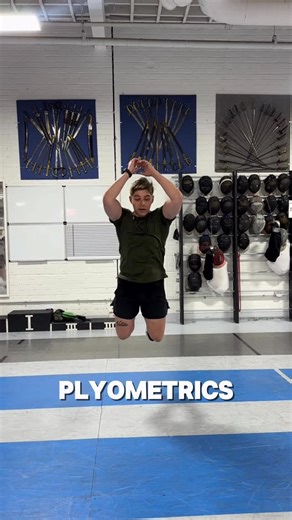 Richard A Schreiber, Fencing S&C Coach on Instagram: "45 Min Fencing S&C Class Little to no equipment Mobilize. Jump. Sprint. Lunge and Hinge. Stretch out and go fence. Seems simple, but done consistently it will build champions. Big news this Friday!! Stay tuned #fencingstrengthandconditioning #strengthandconditioning #fencing #fencingclass"