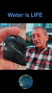 #shungite #emf #shungitewater #shungite #emfprotection #crystals #crystalhealing #healing #orgonite #meditation #orgone #shungitestone #orgoneenergy #reiki #eliteshungite #energy #energyhealing #love #handmade #sacredgeometry #art #yoga #orgonites #shungitependant #resinart #geometriasagrada #chakras #shungitehealing #shungitejewelry #positiveenergy #shungitewater | KG Crystals & Designs