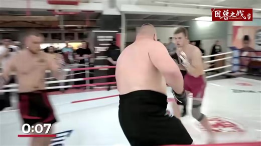 职业选手 vs 业余选手：刺激的拳击比赛