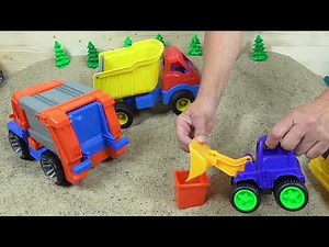 Müllauto spielt mit Mischerauto, Bagger und Lkw im Sand, Kinderfilm, Spielzeug für Kinder