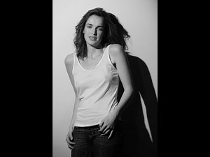 The Late Late Show - [2014.05.09] - Elizabeth Henstridge