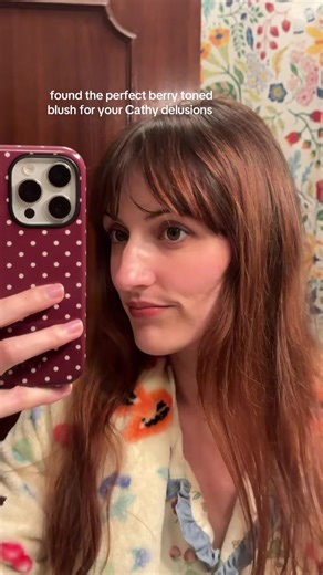 Margot Robbie making all the girlies want a berry toned blush #wutheringheights #margotrobbiemakeup #weirdgirl #purpleblush #chinesemakeup