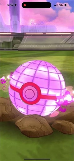 Catching Shiny Dynamax Duraludon In Pokémon Go