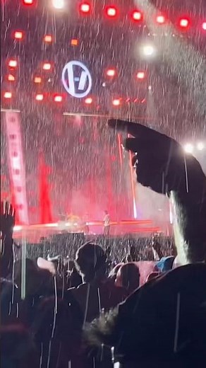 Twenty One Pilots - Seven Nation Army (The White Stripes) (Live @ Pinkpop 2026)