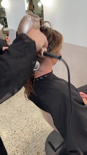 Easy Blow Dry Tutorial for Hairdressers