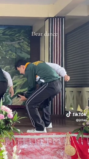 Trendy TikTok Dance Memes To Try Out