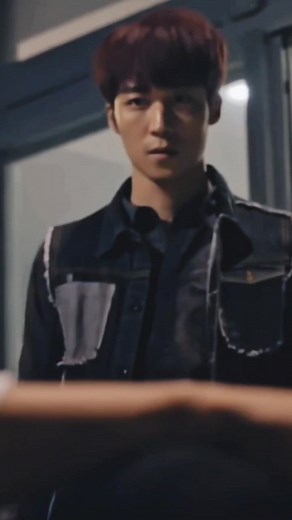 Andy Bian: A Rising Star in BL Series History3 Trapped