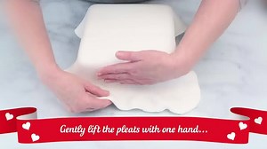 180 reactions · 48 shares | Covering a square cake in icing is just as easy as covering a round cake! To prove it, we've created this handy step by step video showing you how it's done! | Dr. Oetker Baking | Facebook
