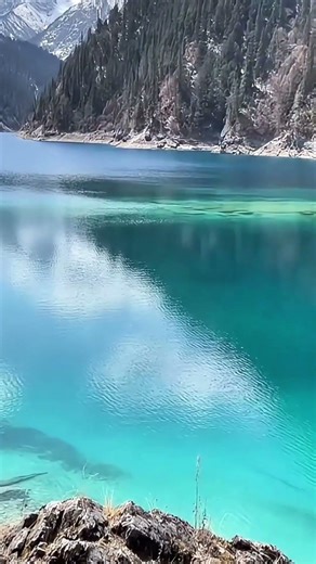 2026年3月28日九寨沟实况，今天九寨沟天气：温度7-12℃ 多云转局部阵雨⛅️ 今天进沟人数火爆🔥 #九寨沟 #九寨沟旅游攻略 #川西小环线