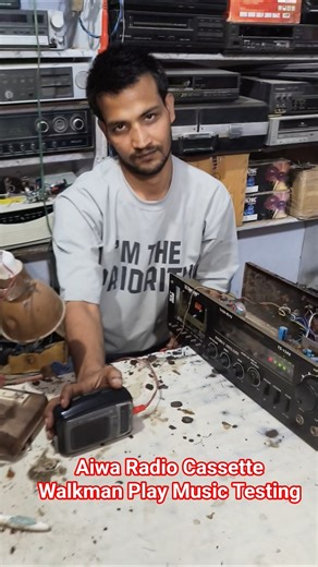 Aiwa Radio Cassette Walkman Play Music Testing