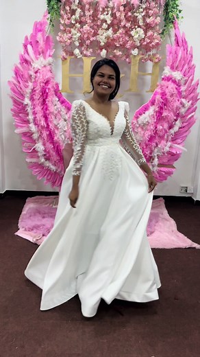 Engagement Dress Designs for Brides in Sri Lanka