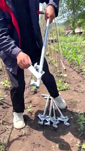 Every Gardener Needs This Tool! 🌱🔥