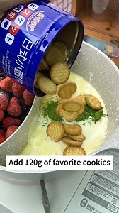 33K views · 278 reactions | Light, crispy, and absolutely irresistible! ❄️ Snowflake Crisps Cookies are the treat everyone can’t stop talking about!  One bite and you'll see what the hype is all about—don’t miss out! ✨ #tasty ##cookies #usareels #usa_tiktok #easyrecipes #snowflakes #Halloween #asmr | Daily Recipe Haven | Facebook