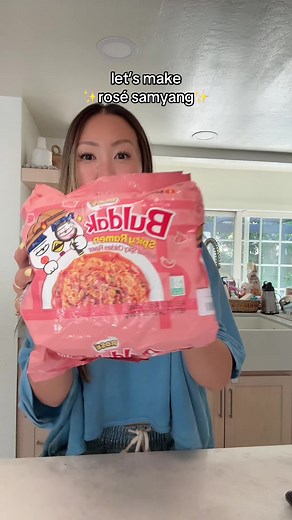 Delicious Rosé Samyang Noodles Recipe