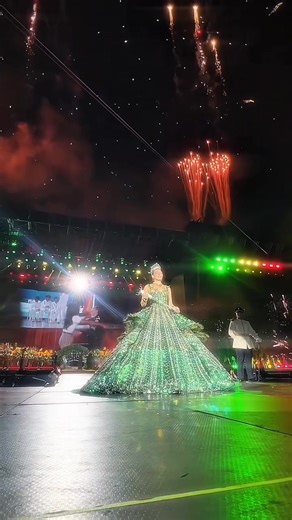 Michelle Char Mágica, como lo soñé ✨👑 Hoy viví una noche que guardaré para siempre en mi corazón. Mi coronación fue más que un momento, fue el resultado de sueños, esfuerzo y todo el amor que recibí de parte de todos ustedes. | Sinfiltrohoy