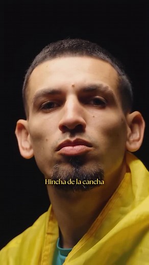 𝐒𝐀𝐍𝐓𝐈 𝐂𝐎𝐑𝐓𝐄𝐒 • TATTOO ARTIST on Instagram: "El hincha en la cancha! Ser apasionado en la vida es de por sí una fortuna, ahora imaginemos poder vivir de ella, y que gracias a ella podamos construir nuestros sueños, atravesarlos con esfuerzo, disciplina y sufrimiento, para finalmente conquistarlos y hacerlos nuestro destino. Como homenaje a una vida de sueños, algunos de los cuales ahora cumplidos, este tatuaje que más que tinta en la piel, es una historia de vida, quiere transmitir com