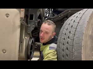 A day in the life of a HGV mechanic- DAF CF85- DPF Replacement