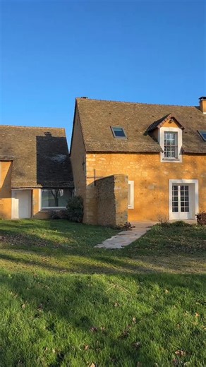 11K views · 286 reactions | À deux pas d’une grande forêt et d’un charmant village, au sein d’un hameau calme, agréable maison de campagne à rafraîchir.  3 chambres  extensions possibles  3128m2 avec fruitiers et vues 拾 DPE C / GES A  318.000€ fai - réf. 25070 Pouvrai - Perche (61) • • #maisondecampagne #residencesecondaire #leperche #lesbellesmaisons #realestatenews @lesbellesmaisonslagence | Les belles maisons du Perche | Facebook