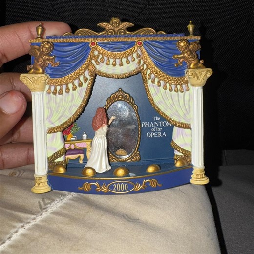 2000 Carlton Cards Heirloom Collection "Phantom... | Depop