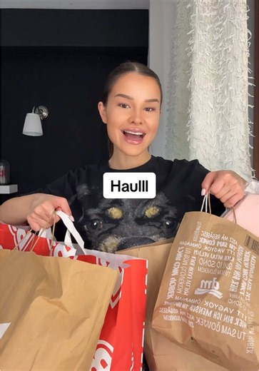 East Gate Living Style Haul by Luna Stefanoska