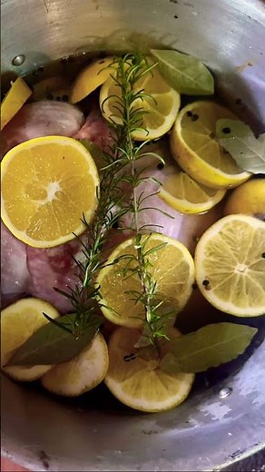 Perfect Thanksgiving Turkey Brine (So Juicy & Flavorful!)