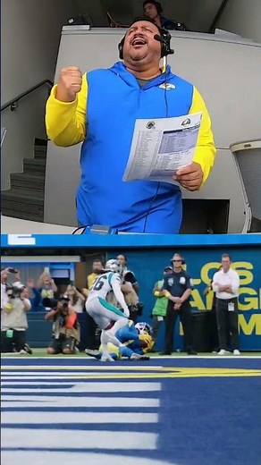 Rams Spanish Radio Call: WR Allen Robinson II's touchdown against the Panthers #shorts