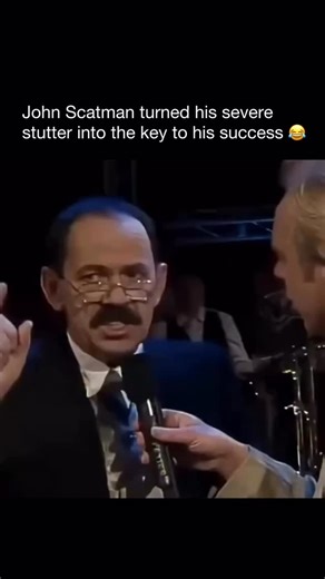 😂 John Scatman, born John Paul Larkin, was an American musician who turned his biggest challenge into his greatest strength. He had a lifelong stutter, which made speaking difficult, but instead of letting it hold him back, he embraced scat singing — a fast, rhythmic vocal style popular in jazz — as his way to express himself confidently. This unique blend of scat and dance music led to his unforgettable stage name, Scatman John. In the mid-1990s, he became an international sensation with hits 