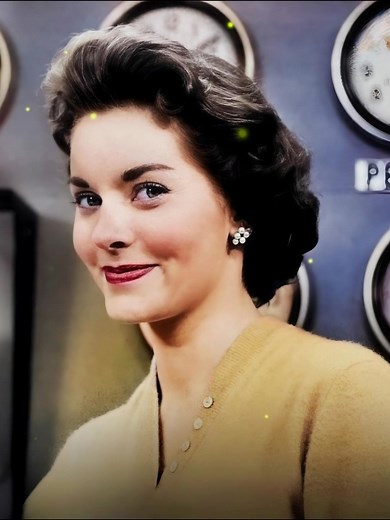 This actress was Miss America 1955!This legendary actress is still turning heads nearly 7️⃣ decades later! 朗 At 8️⃣9️⃣ years old, she’s still rocking that iconic smile.樂 Want to see how she looks now?  Check out the stunning photos in the top comment below! ⬇️⬇️⬇️ | Diana T. Ellman | Facebook