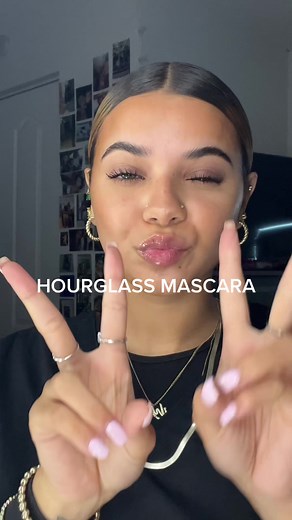 Hourglass Unlock Instant Extensions Mascara Review